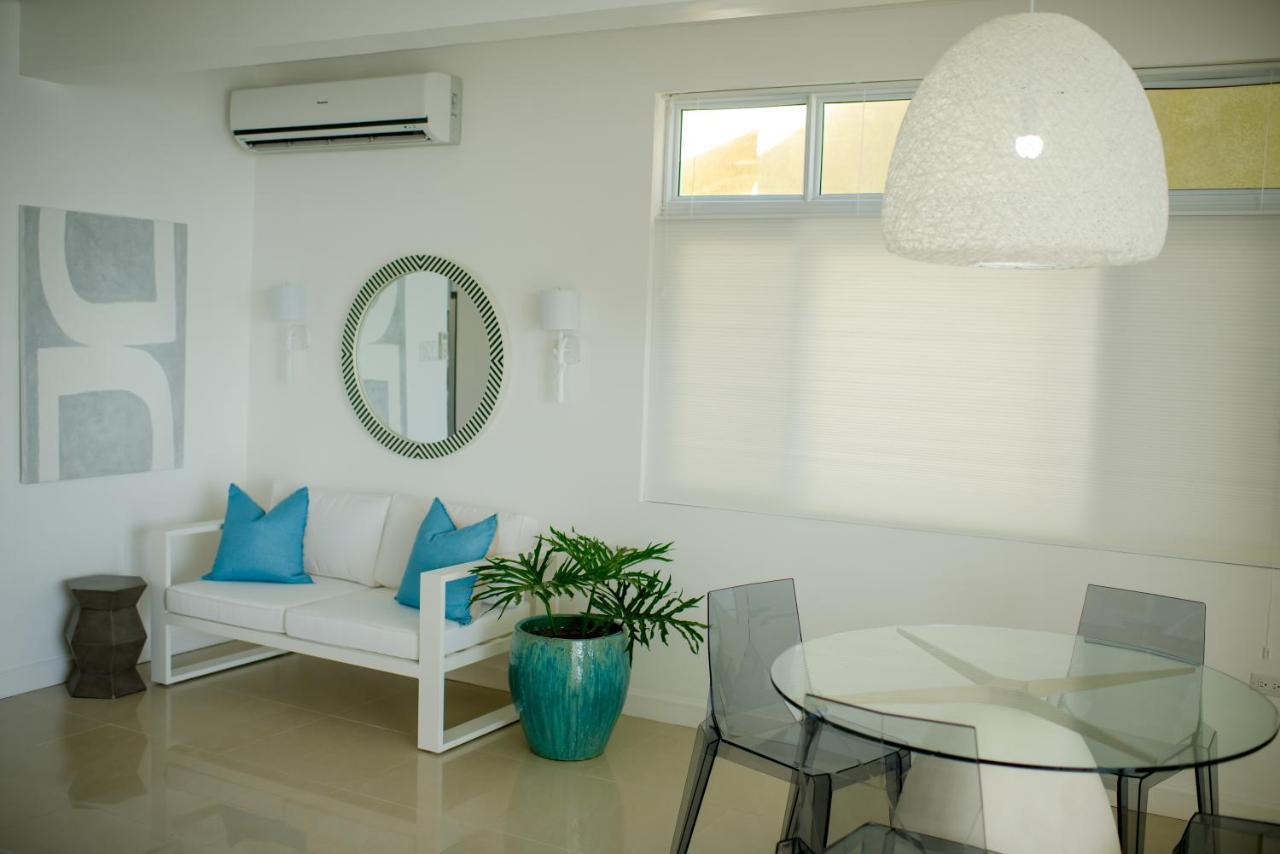 Whispering Seas Oceanfront Suite Ocho Rios Esterno foto