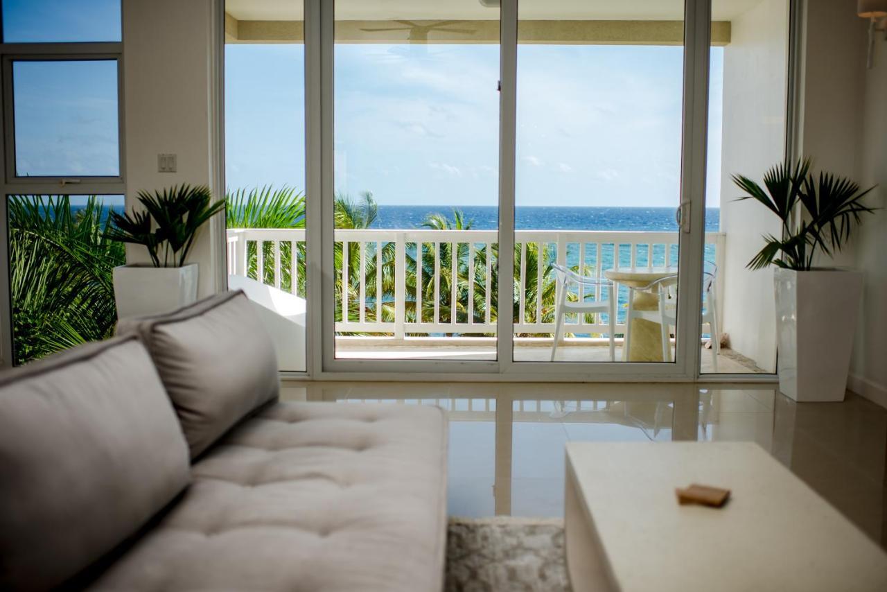 Whispering Seas Oceanfront Suite Ocho Rios Esterno foto